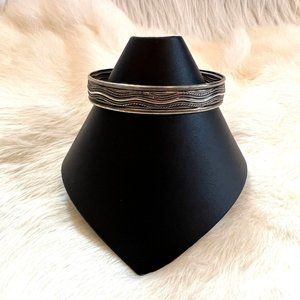 Modernist Wavy Bangle Bracelet Silver Tone Metal Brutalist Western 13479